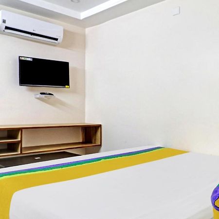 טירופאטי Itsy By Treebo - Vardhan Stay Inn מראה חיצוני תמונה